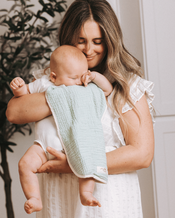 Alternative view of Little Fishies Gauze Burping Cloth Bundle - 3 Pack - Seafoam / Peach Fuzz / Natural