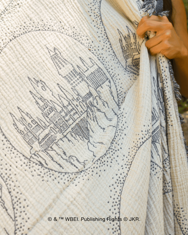 Hogwarts Castle - PARTY BLANKET - Image 4