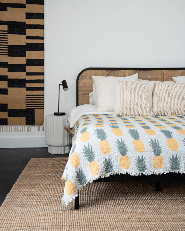 Alternative view of Pineapple - PARTY BLANKET