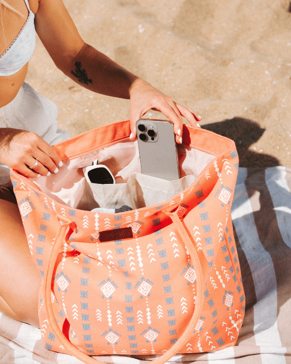 Diamond Mudcloth Beach Tote - Image 4