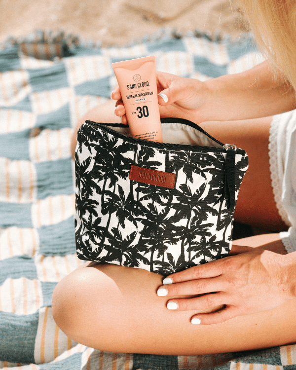 Alternative view of Palm Zipper Pouch
