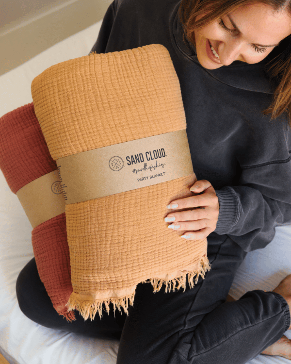 Lara Dusty Peach - PARTY BLANKET - Queen - Image 6