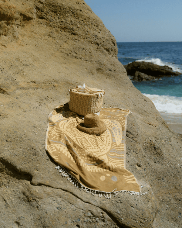 Kiki Towel Bag - Image 11