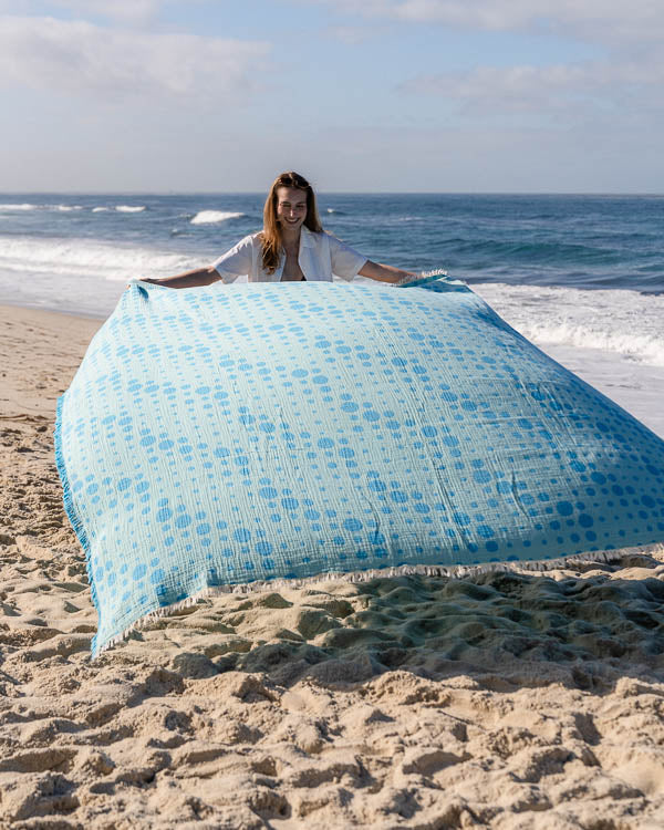 Alternative view of Fizz - PARTY BLANKET