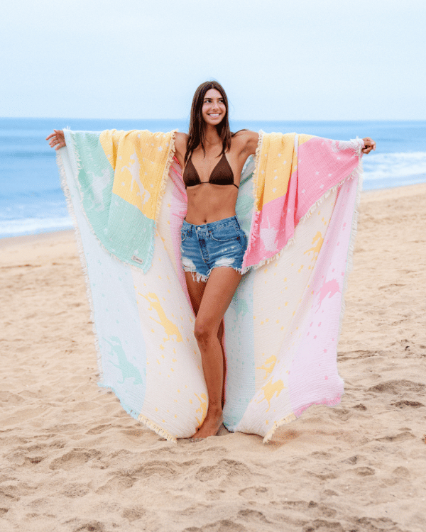 Unicorn - PARTY BLANKET - Image 4