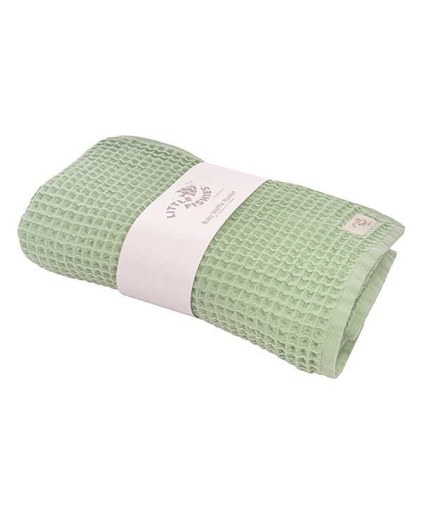 Little Fishies Waffle Blanket - Sage - Image 6