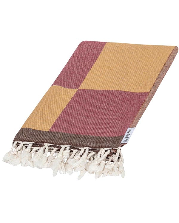 Gryffindor Towel - Image 9